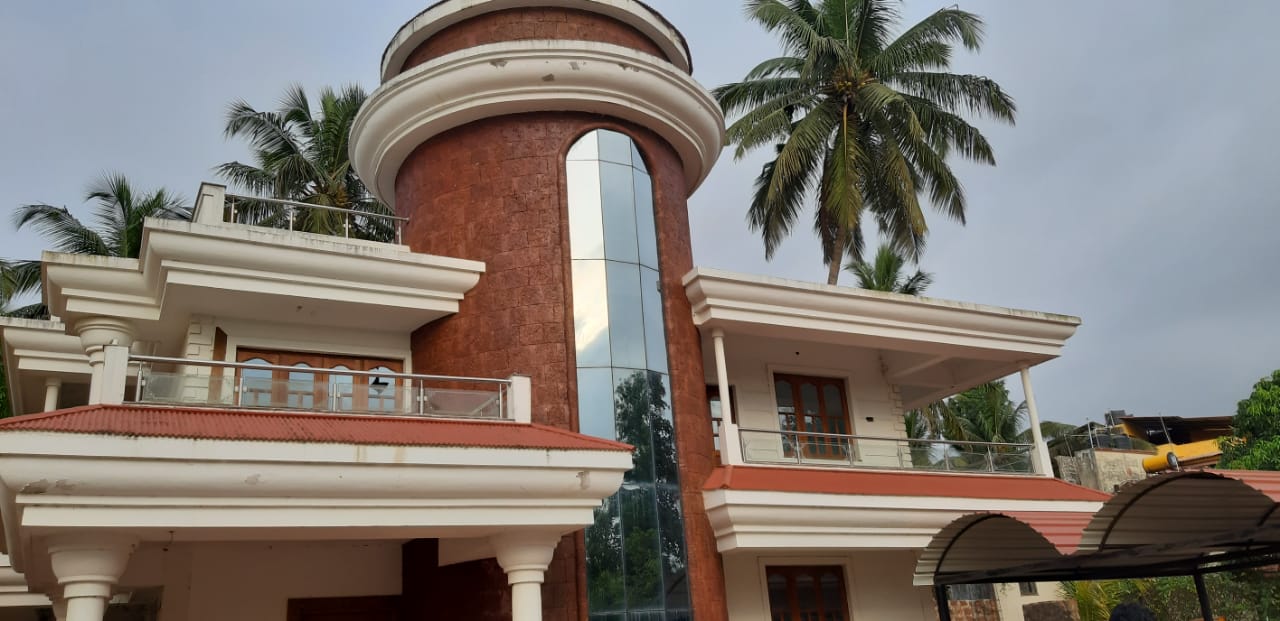 3 BHK with plot for sale in Colva